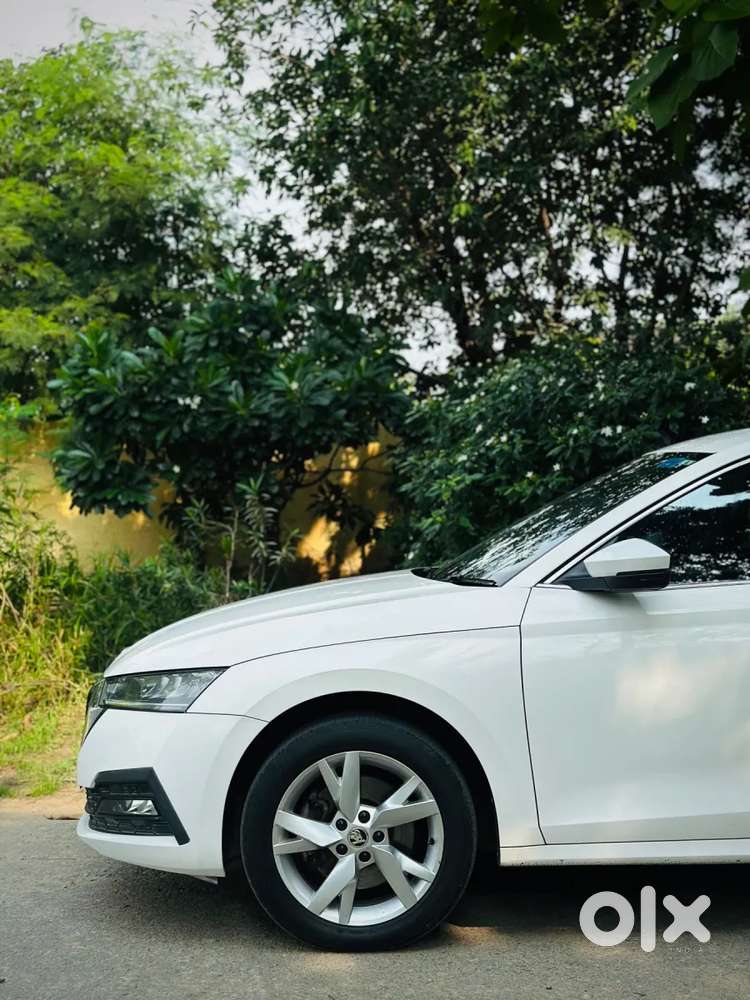 Skoda Octavia 2.0 Style Tsi At, 2022, Petrol