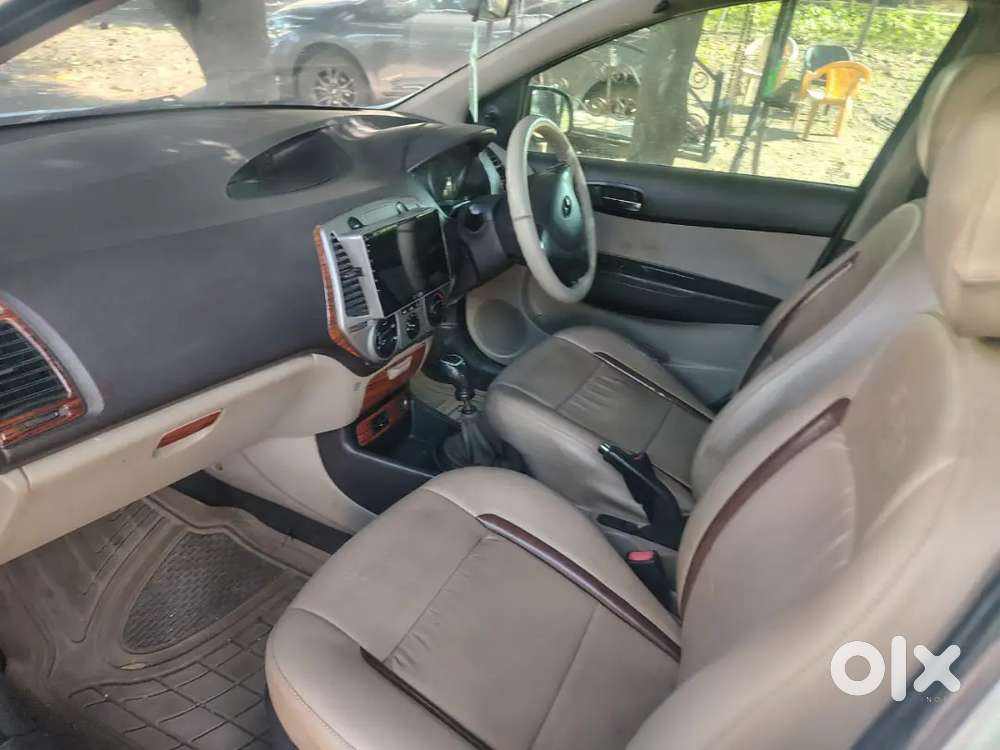 Hyundai I20 2009 Petrol Well Maintained New Tyer New Battery Androi