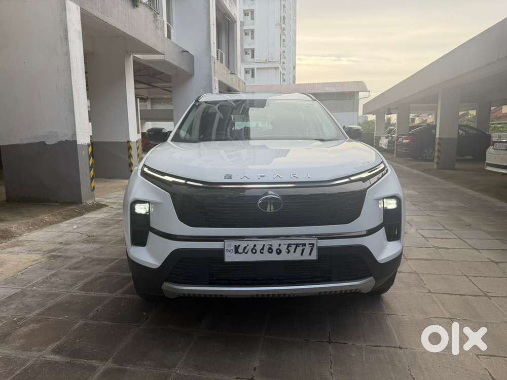 Tata Safari Diesel 2025