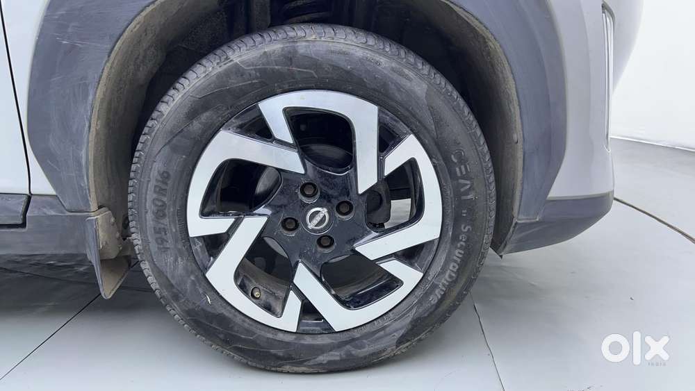 Nissan Magnite 1.0 Xv Premium Turbo Cvt (o), 2021, Petrol