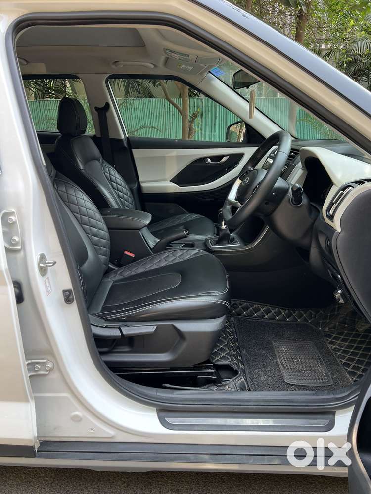 Hyundai Creta Sx Petrol Mt, 2022, Petrol