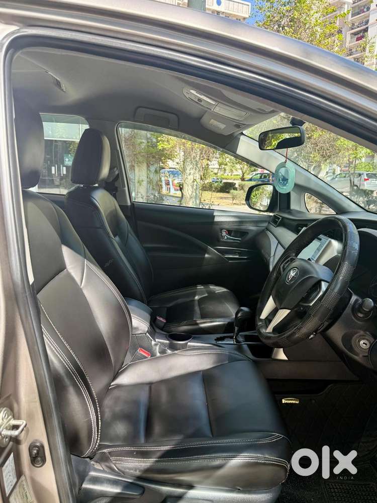 Toyota Innova Crysta [2020-ongoing] 2.4 Gx At 7 Str, 2020, Diesel