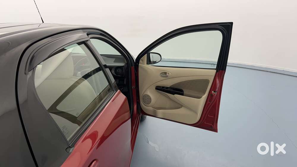 Toyota Etios Liva 2011-2012 V, 2019, Petrol