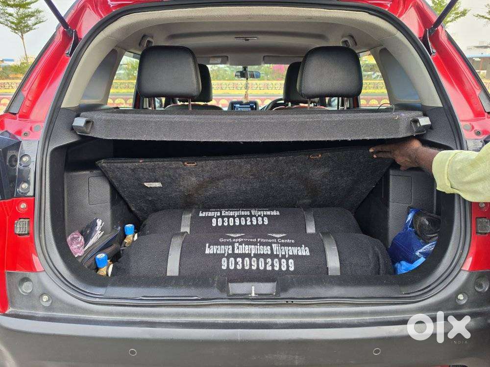 Maruti Suzuki Brezza 1.5 Lxi Cng, 2023, Cng & Hybrids