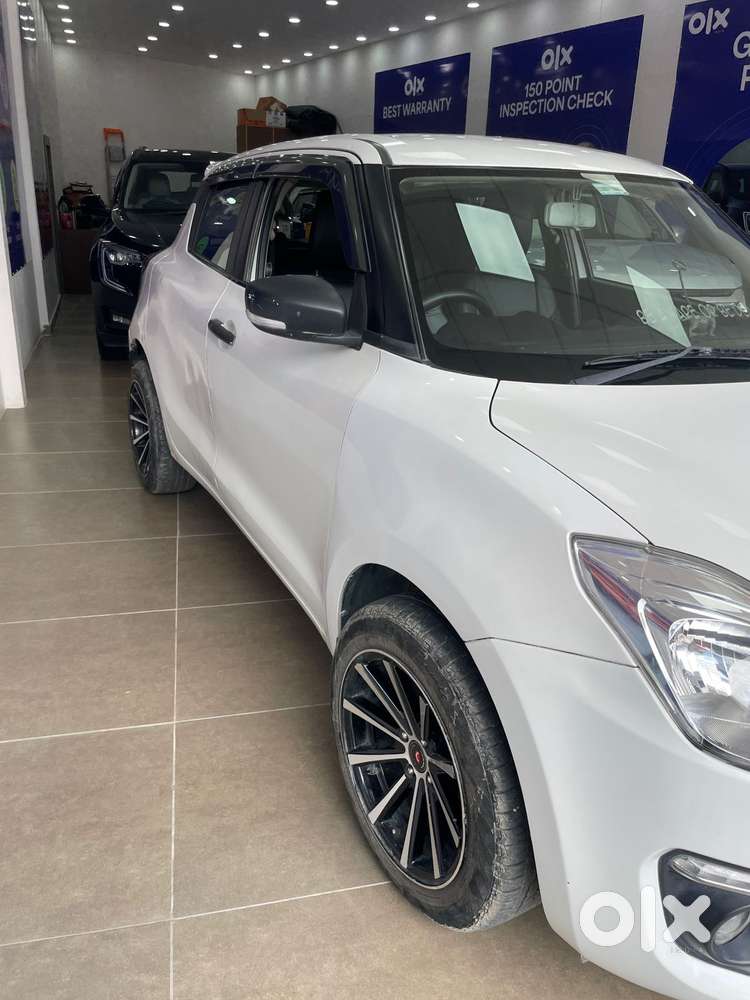 Maruti Suzuki Swift Vxi + Manual, 2020, Petrol