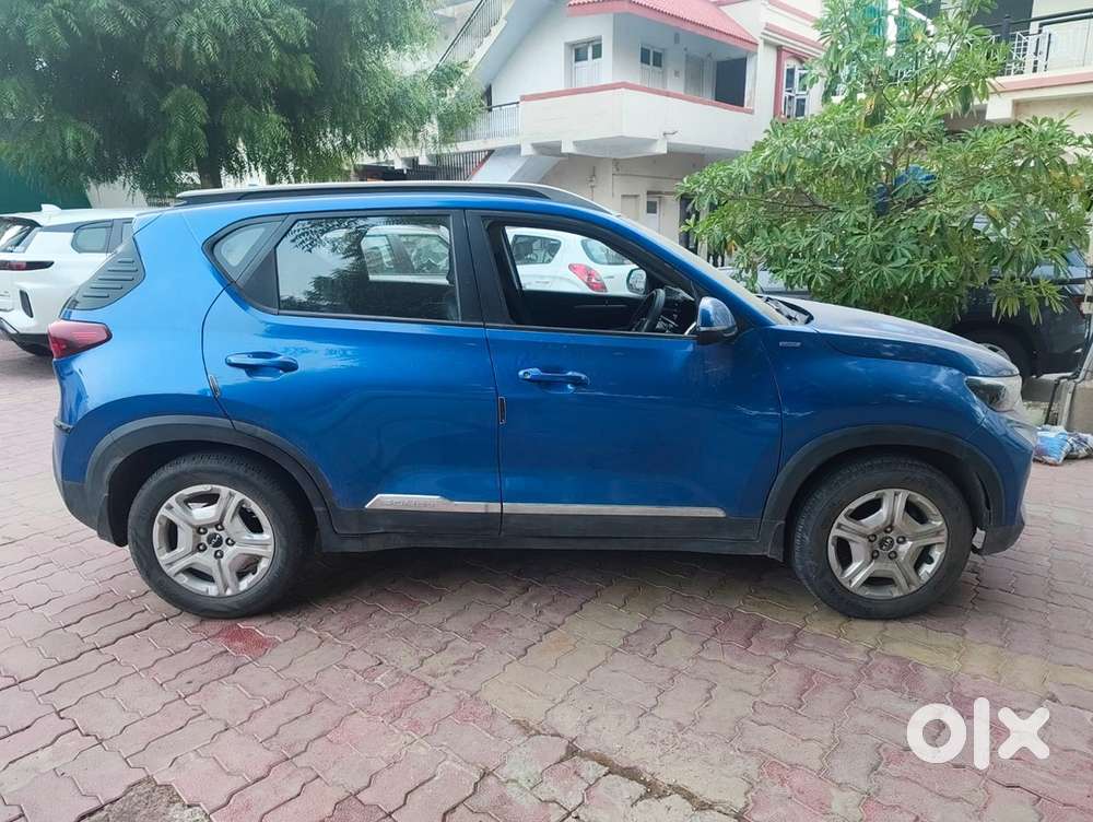 Kia Sonet Petrol 2021