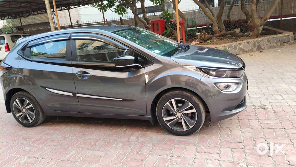 Tata Altroz Xza Plus (o) (s), 2022, Cng & Hybrids
