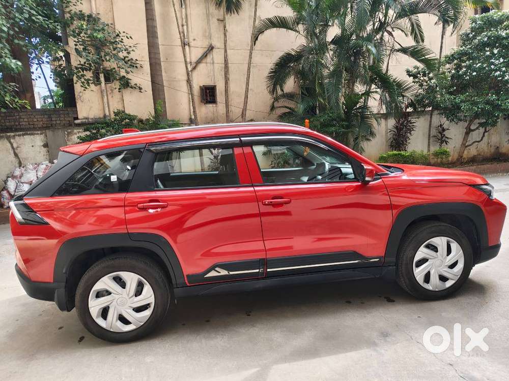 Brand New 1 Month Old 2026 Maruti Suzuki Victoris Vxi-petrol Automatic