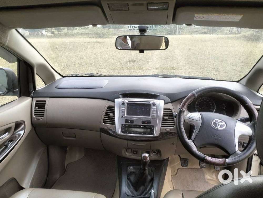 Toyota Innova 2.5 V 7 Str, 2015, Diesel