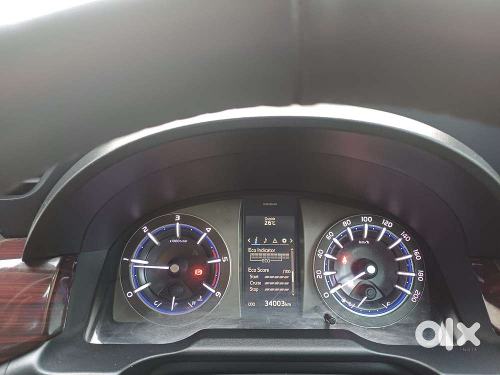 Toyota Innova Crysta 2.4 V 8 Str, 2024, Diesel