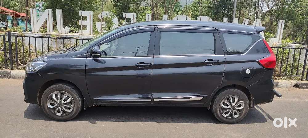 Automatic Ertiga 2025 Petrol 13,500 Km Drive