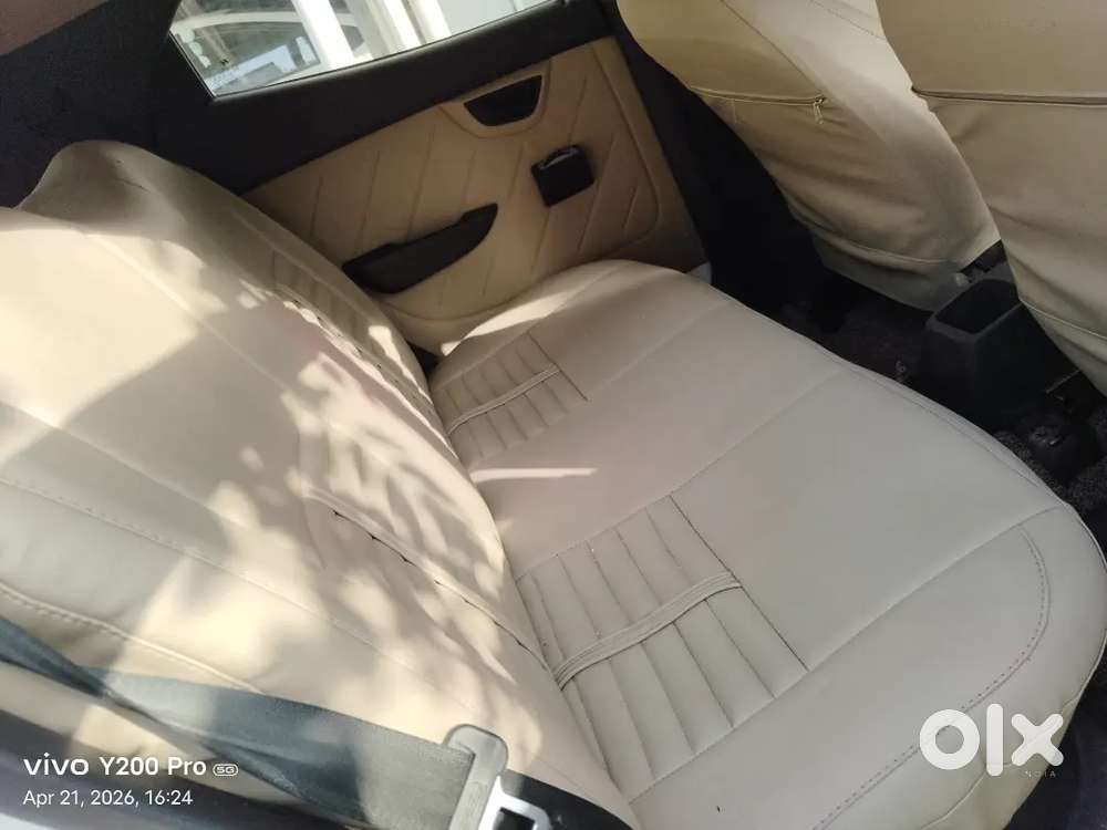 Hyundai Eon 2012 Lpg 82000 Km Driven