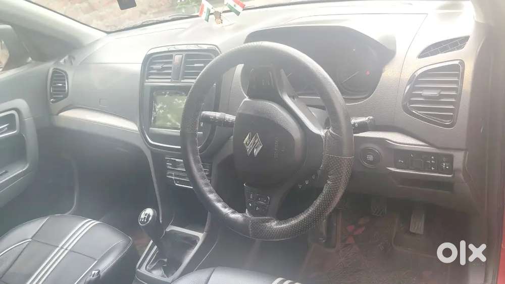 2016 Maruti Suzuki Brezza Zdi+ Dual Tone