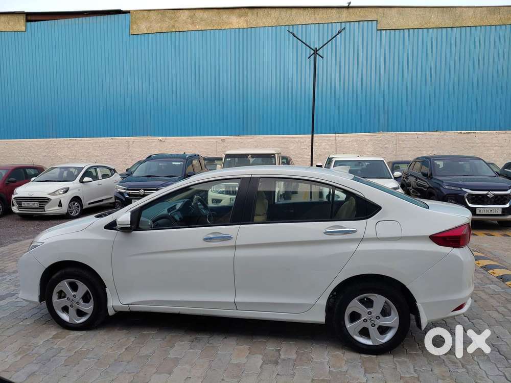 Honda City I-vtec S, 2015, Petrol