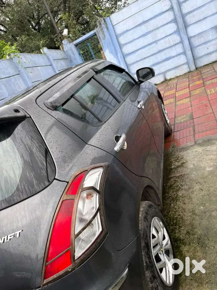 Swift Maruti Petrol 2017 Year