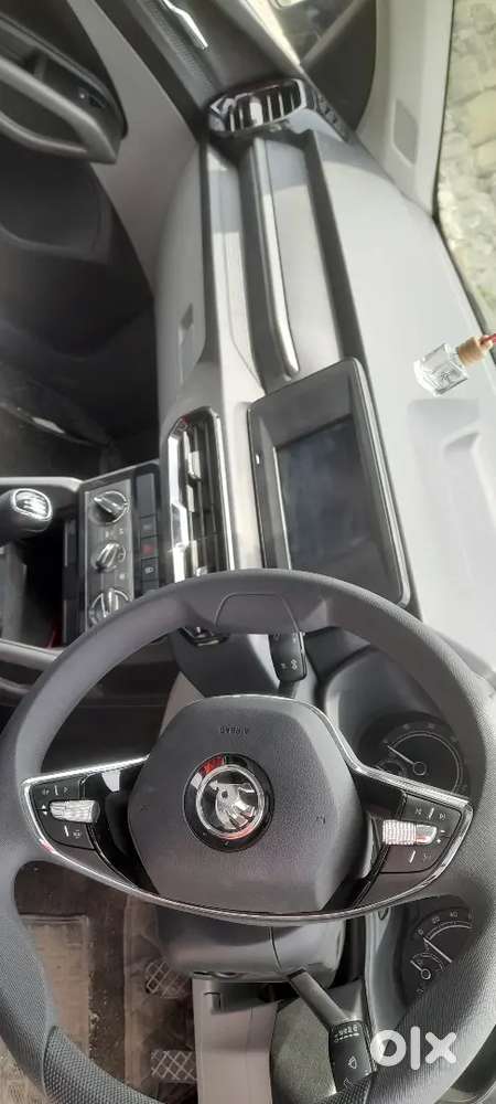Skoda Kylaq Signature 2026 Finance At Car 850000 But I Need  Clear Fnc