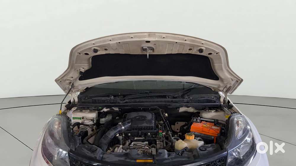 Tata Nexon 1.2 Revotron Xm, 2019, Petrol