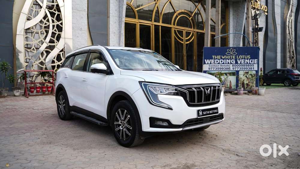 Mahindra Xuv700 2.0 Ax 7 Petrol At Str, 2022, Petrol