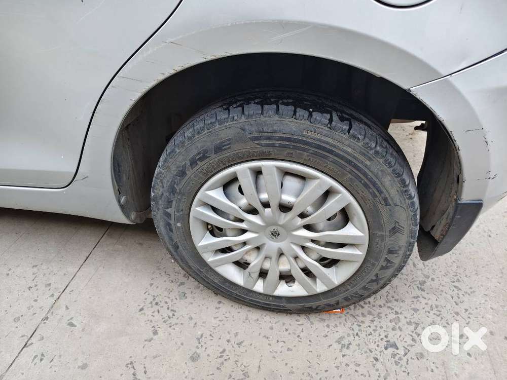 Quick Sale Maruti Suzuki Swift Lxi 2012model