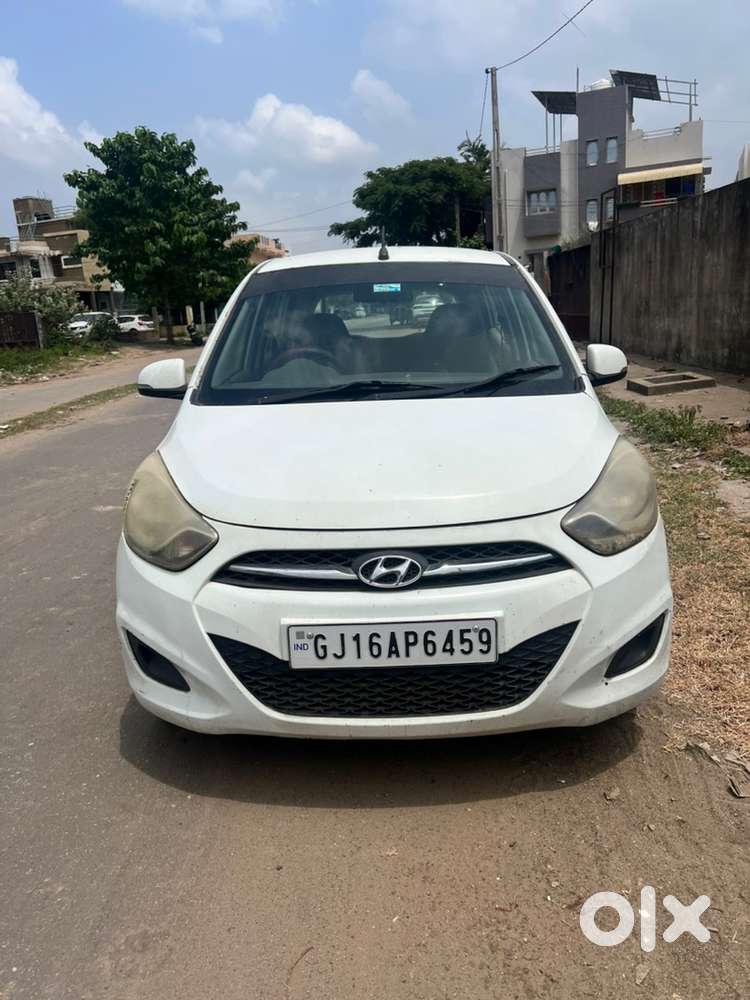 Hyundai I10 2011 Km Driven 111000