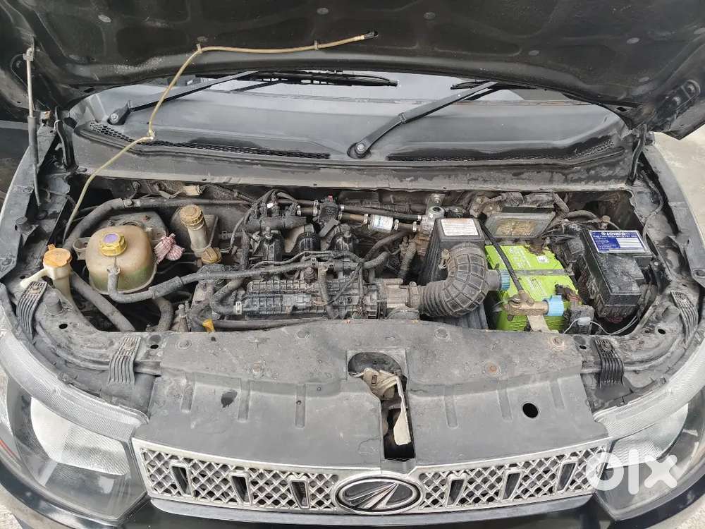 Mahindra Kuv 100 2016 Petrol 70000 Km Driven
