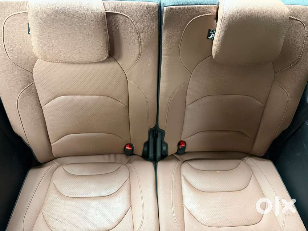 Mg Hector Plus Sharp Pro 1.5 Turbo Petrol Cvt 6 Str, 2023, Petrol