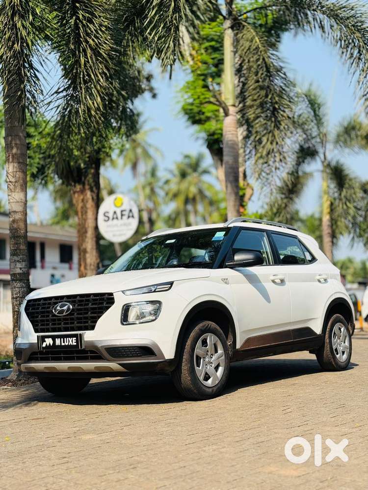 Hyundai Venue E, 2019, Petrol