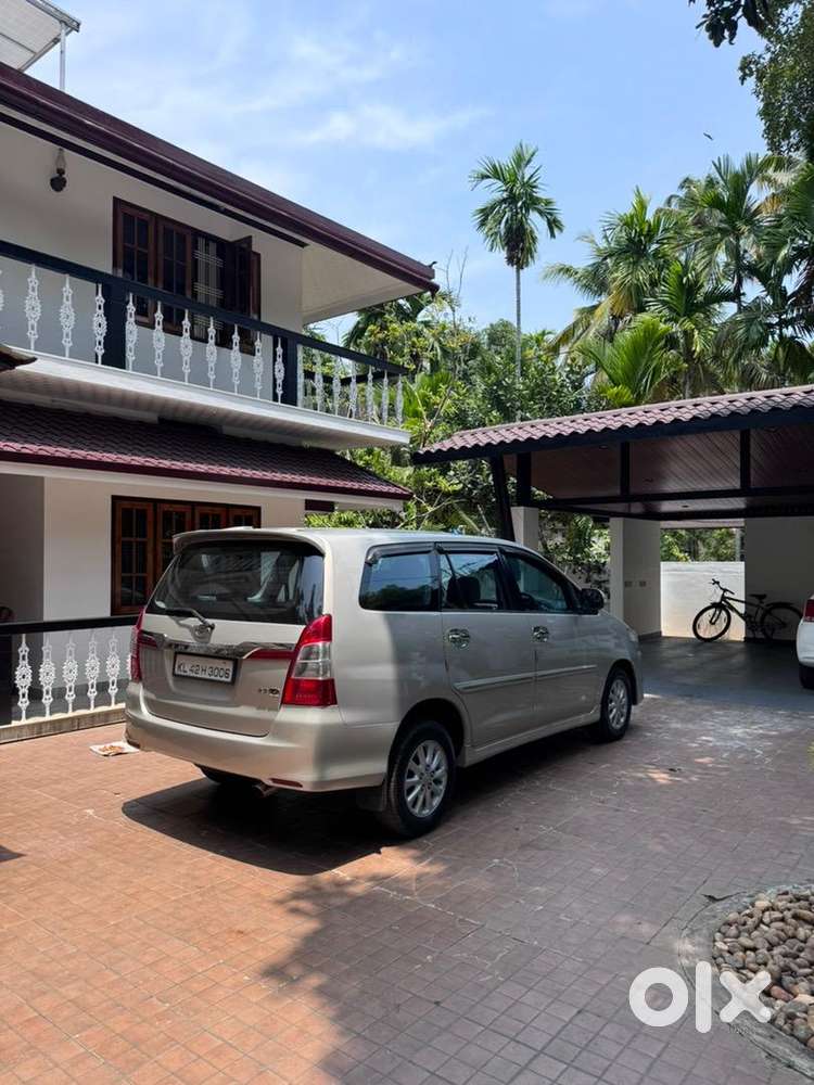 Toyota Innova 2013 Diesel Well Maintained