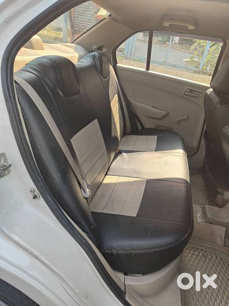 Maruti Suzuki Swift Dzire Vxi Optional, 2016, Cng & Hybrids