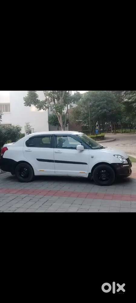 Maruti Suzuki Dzire Tour 2015