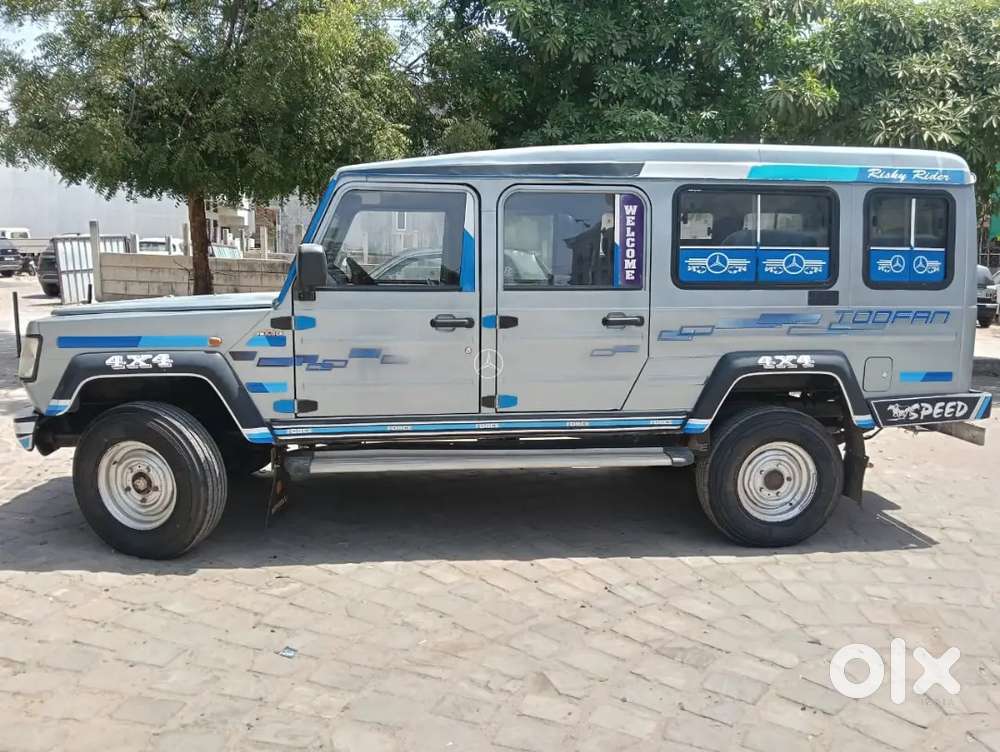 Force Motors Cruiser
