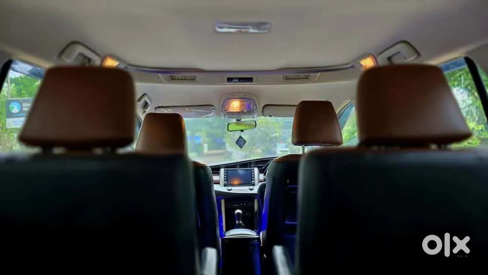Toyota Innova Crysta [2020-ongoing] 2.4 Vx 8 Str, 2021, Diesel