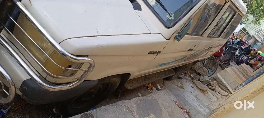 Toyota Qualis 2001