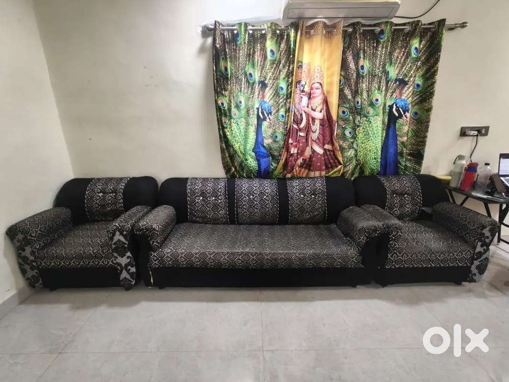 3+1+1 Sofa for sale