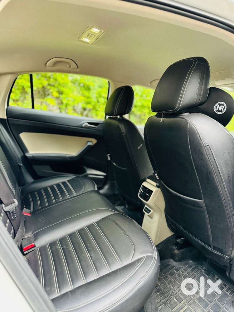 Skoda Slavia 1.0 Ambition Tsi, 2023, Petrol