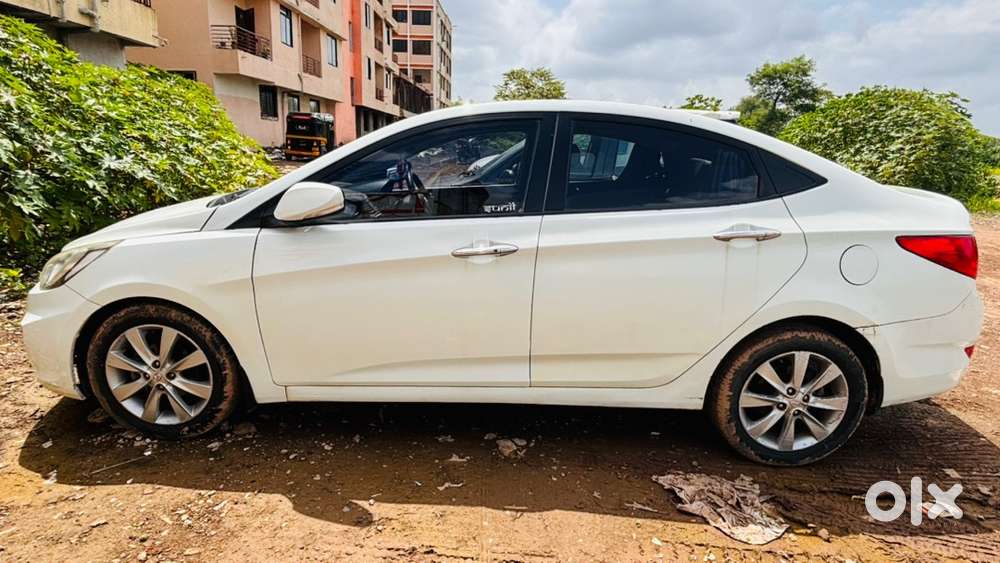 Hyundai Fluidic Verna 2012 Petrol Well Maintained