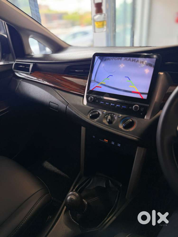 Toyota Innova Crysta 2.4 G Mt, 2016, Diesel