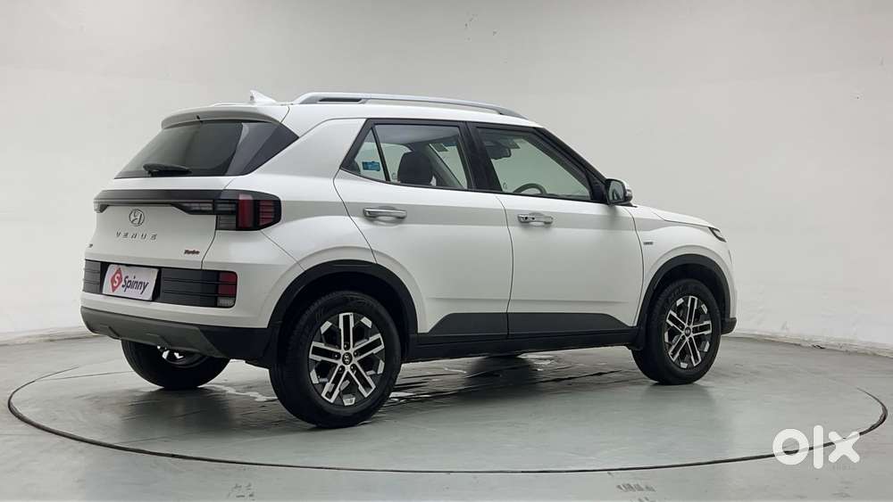 Hyundai Venue 1.0 Sx (o) Turbo Dct, 2023, Petrol