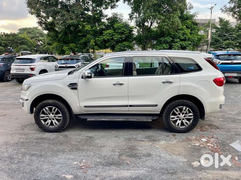 Ford Endeavour 3.2 Titanium At 4x4, 2017, Diesel