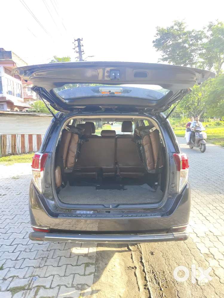 Toyota Innova Crysta 2022.november  Diesel
