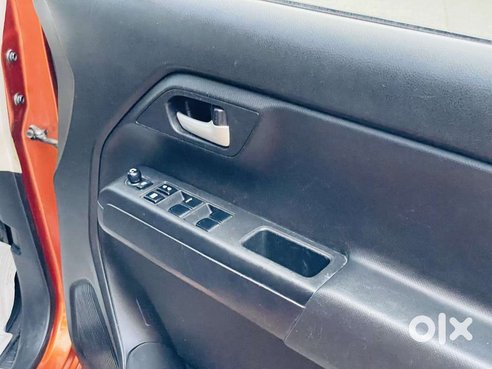 Maruti Suzuki Wagon R Zxi Amt 1.2, 2019, Petrol