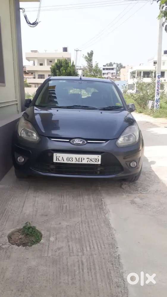 Ford Figo 2011 153000 Km Driven