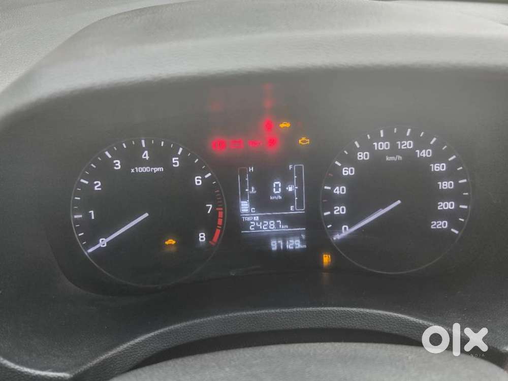 Hyundai Creta 1.6 Vtvt Sx Plus Dual Tone, 2015, Cng & Hybrids