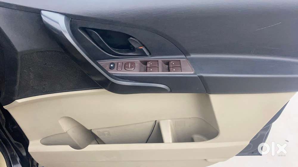 Mahindra Xuv500 W4, 2016, Diesel