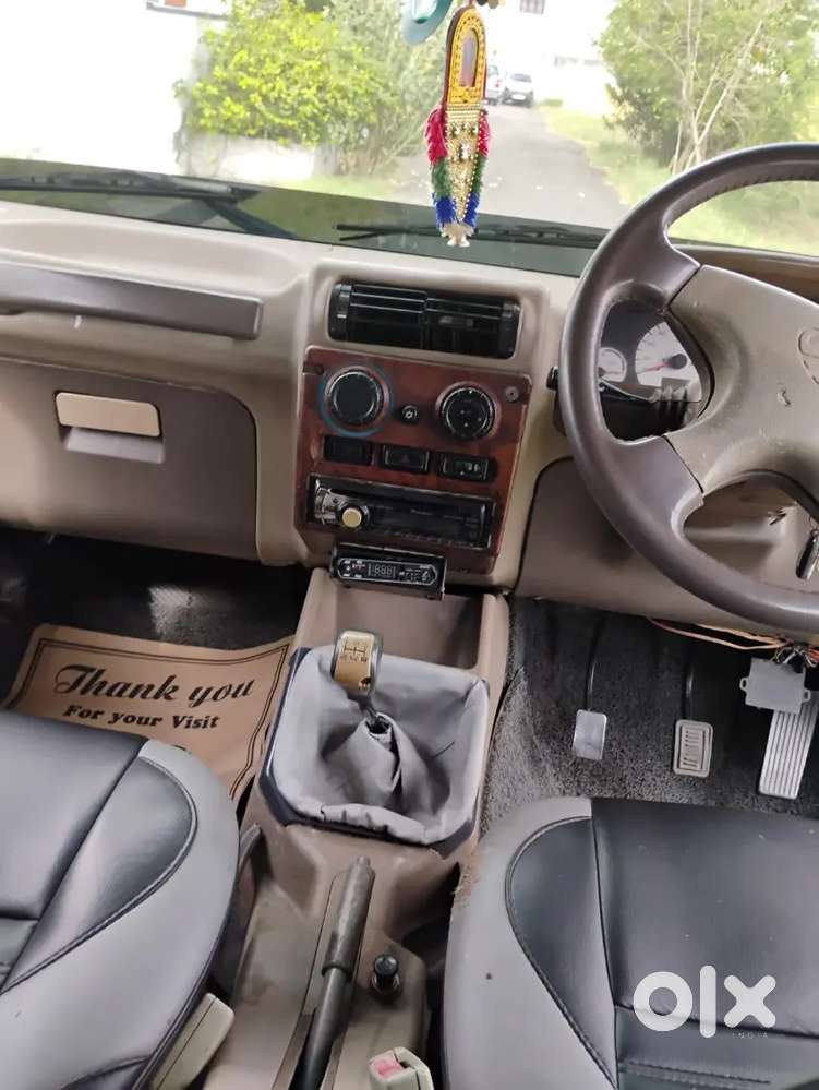 Mahindra Bolero Neo 2007
