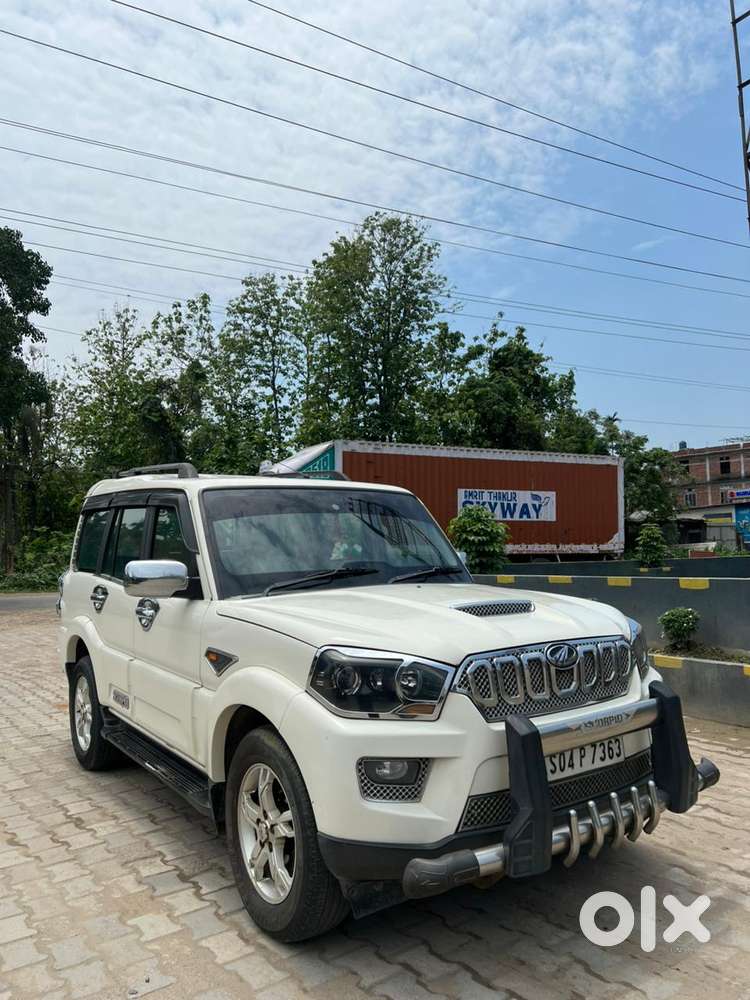 Mahindra Scorpio S10, 2015, Diesel