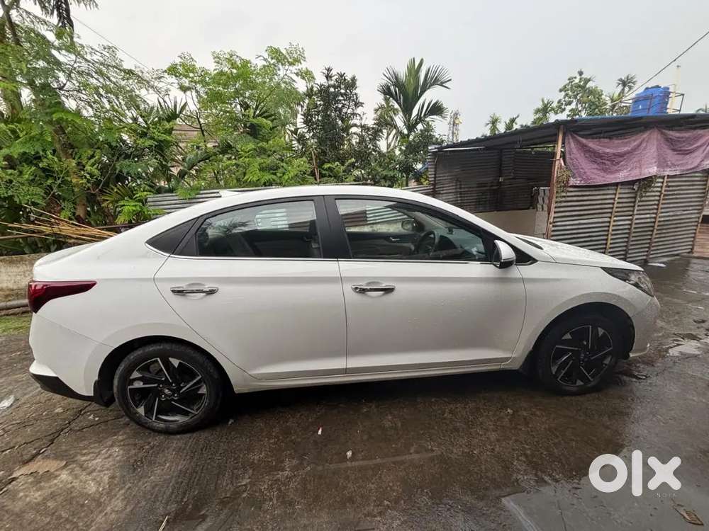 Hyundai Verna 2022 Petrol 19500 Km Driven