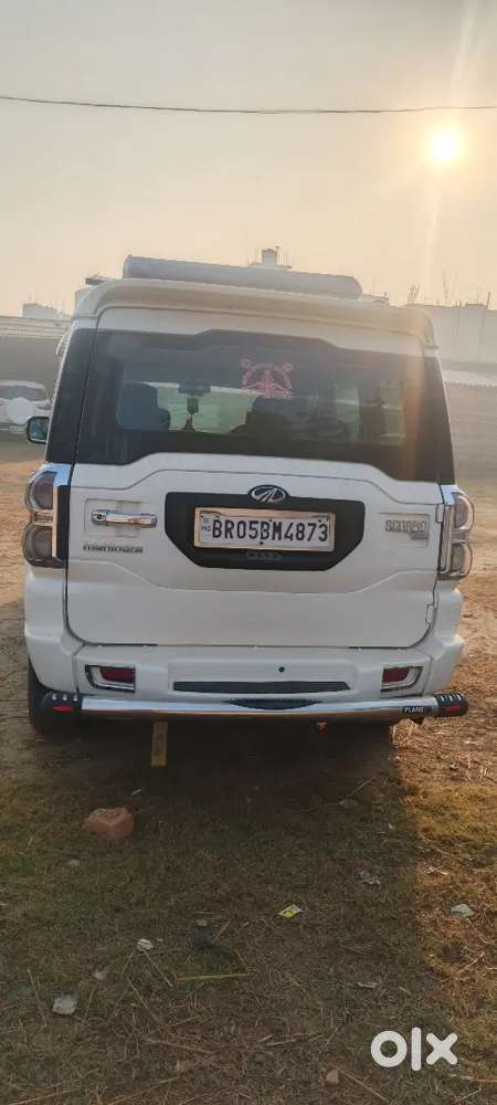 Mahindra Scorpio S4+ 2016.