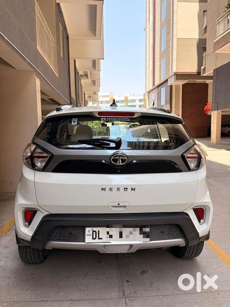 Tata Nexon Xz Plus Petrol