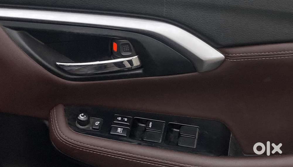 Maruti Suzuki Grand Vitara 1.5 Alpha Smart Hybrid At, 2022, Petrol